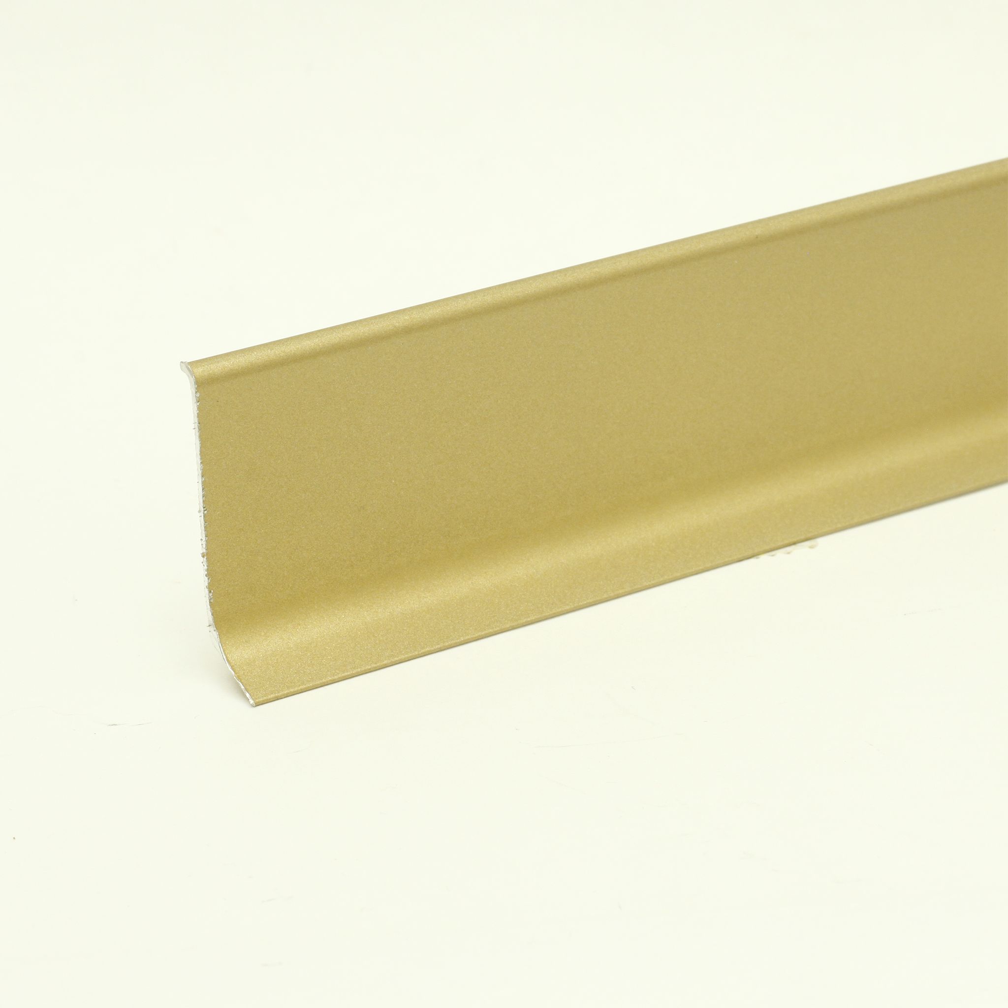 Плинтус напольный L -образный, высота 60 мм, длина 300 см, Золото светлое, 10 шт Купить оптом Плинтус напольный L -образный, высота 60 мм, длина 300 см, Золото светлое, 10 шт — изображение 6