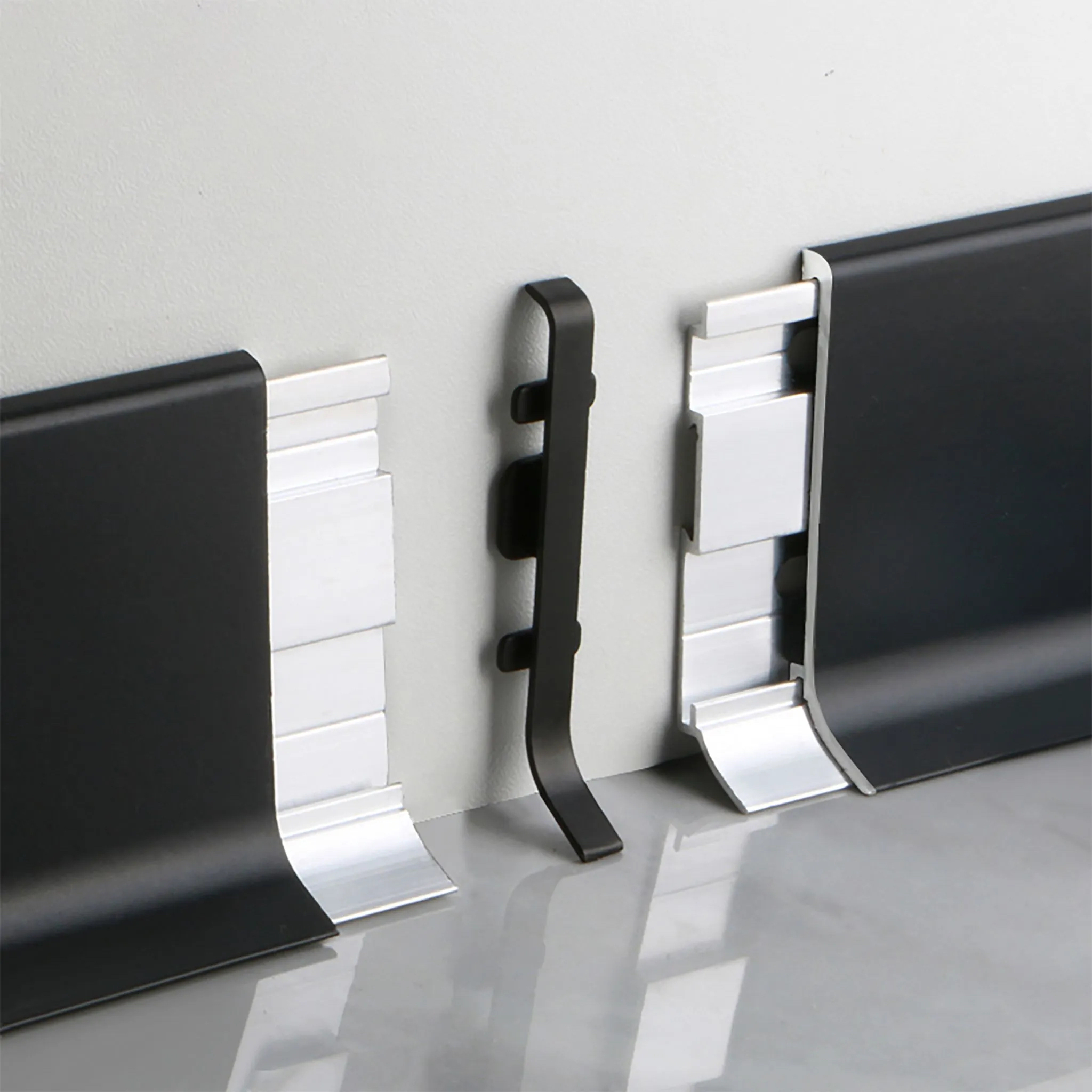 Плинтус напольный алюминиевый SSZ-60-2500, с крепежом, Черный матовый, 1 шт Купить оптом Плинтус напольный алюминиевый SSZ-60-2500, с крепежом, Черный матовый, 1 шт — изображение 6