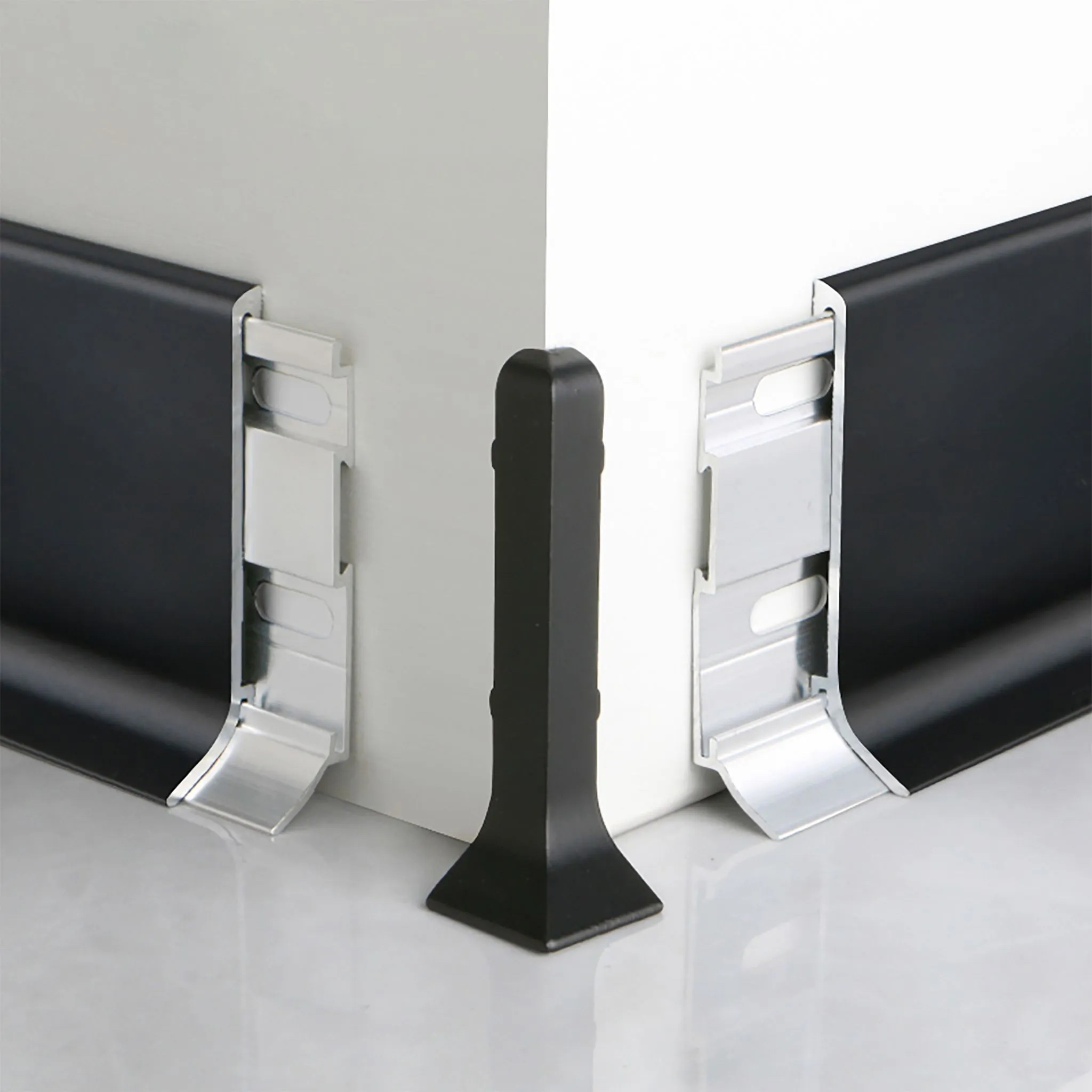 Плинтус напольный алюминиевый SSZ-60-2500, с крепежом, Черный матовый, 1 шт Купить оптом Плинтус напольный алюминиевый SSZ-60-2500, с крепежом, Черный матовый, 1 шт — изображение 8